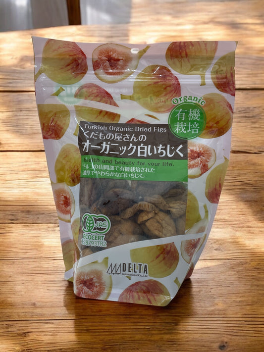 Organic white figs from Turkey, 620g package, labeled with organic certification.