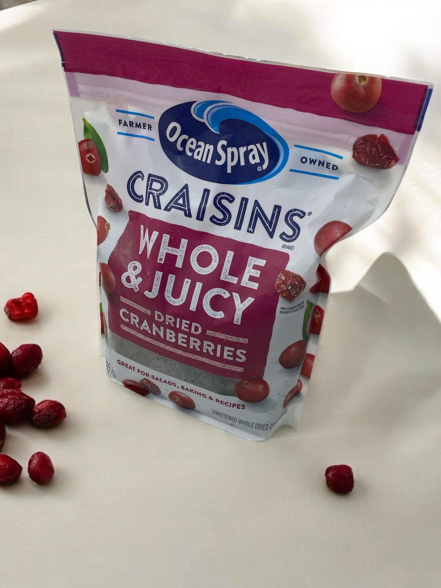 オーシャンスプレー クレーズン ホール&ジューシー ドライクランベリー 1.36kg / Ocean Spray