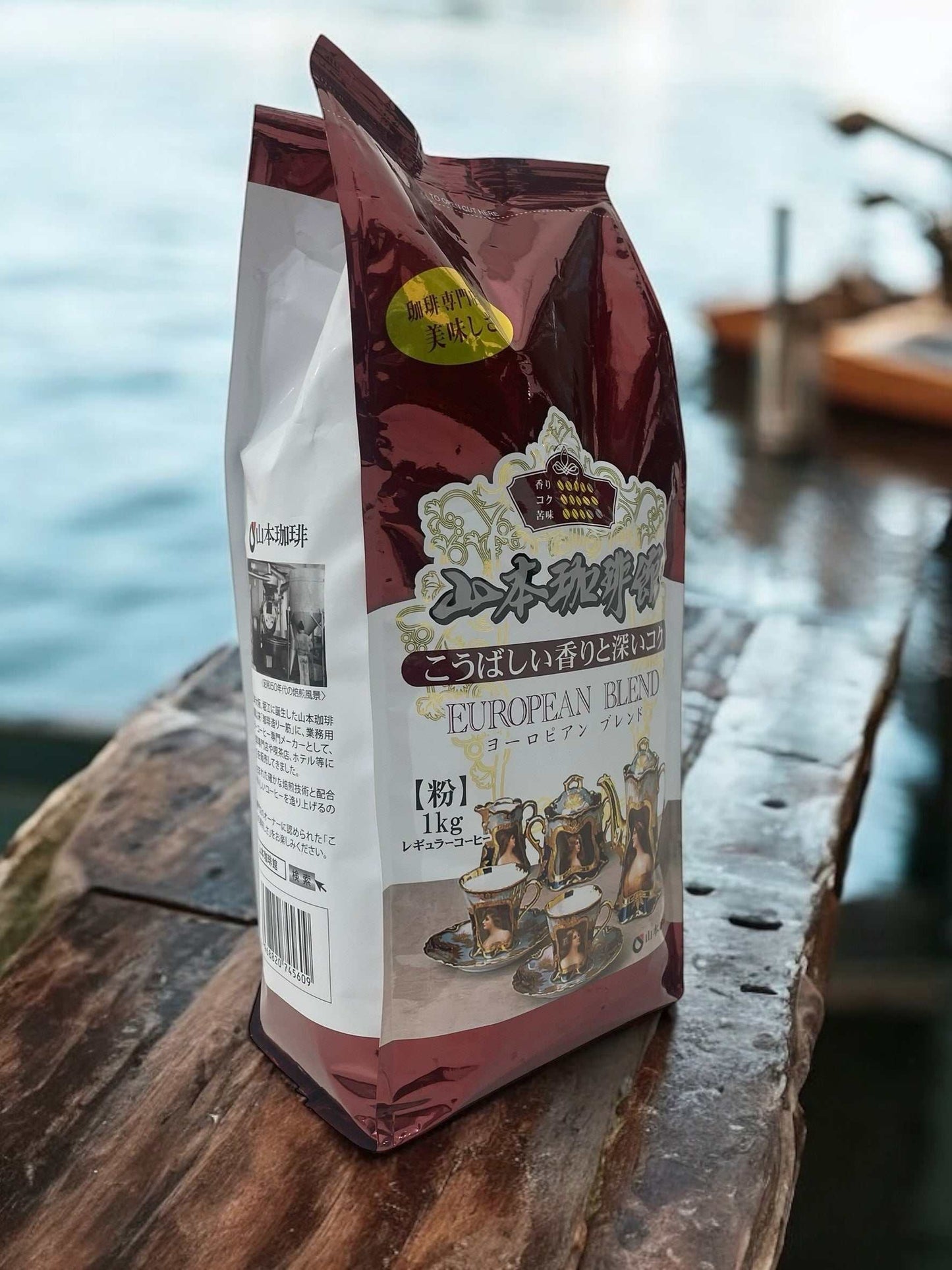 山本珈琲館のミディアムローストコーヒー粉1000gパッケージ