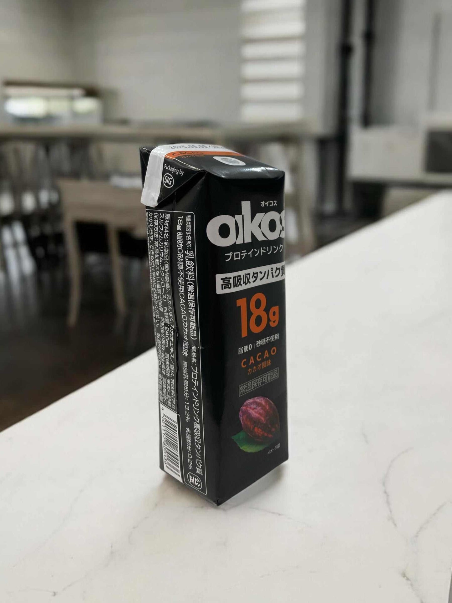 ダノン  オイコス  プロテイン ドリンク  カカオ 風味  240ml  × 12個  パック飲料 OIKOS 高吸収たんぱく質