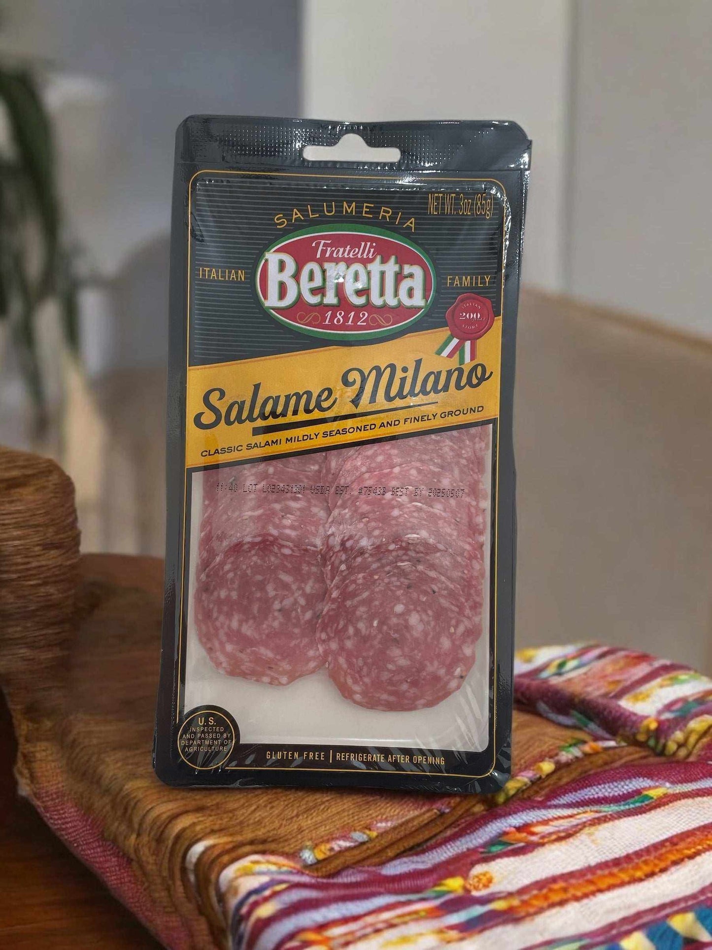 ベレッタ サラミ【冷蔵商品】 ミラノ スライス 85g / Bretta 【売れています】 イタリア産n cured meat from Lombardy, 85g refrigerated product