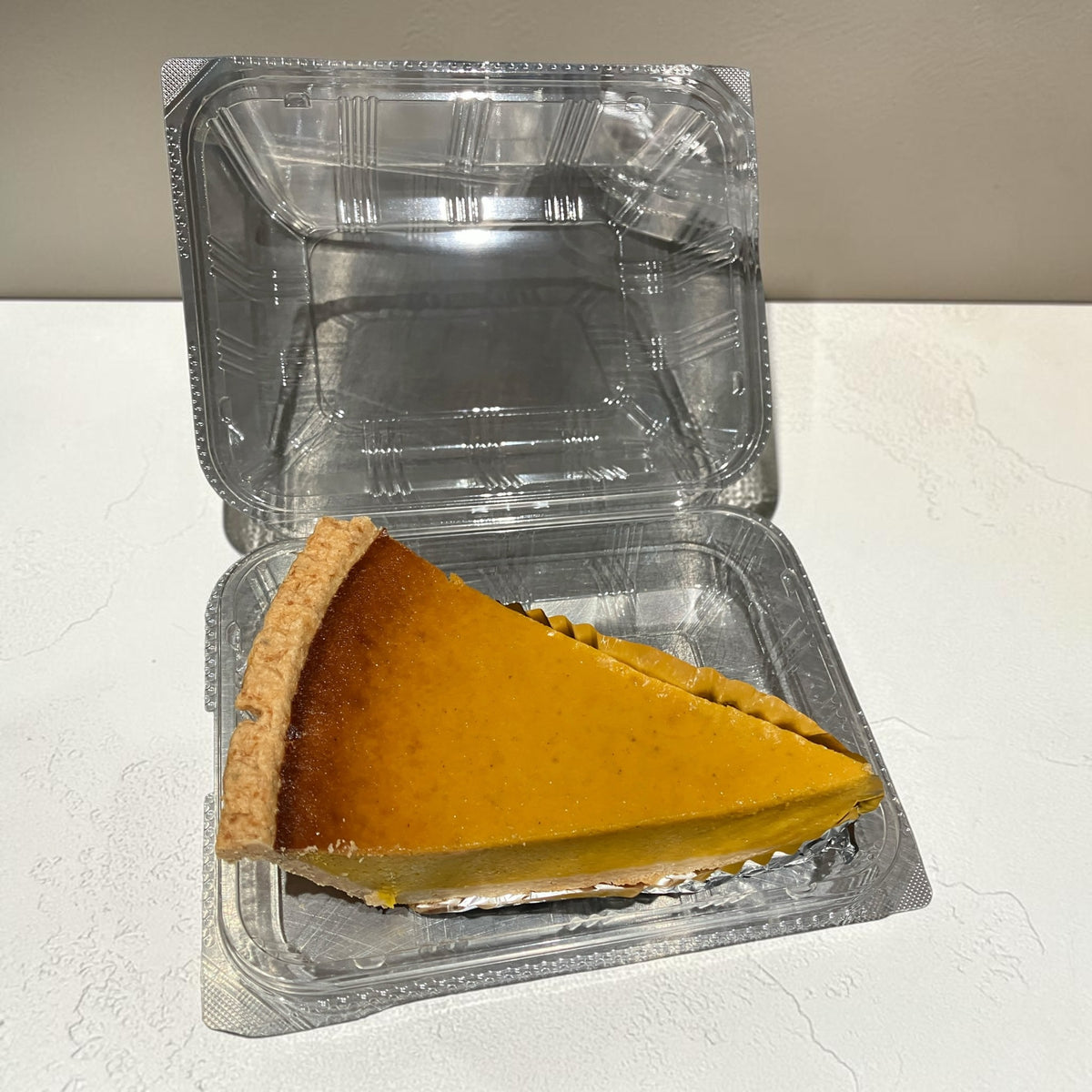 【冷蔵商品】《季節限定》 パンプキンパイ 直径約30㎝
