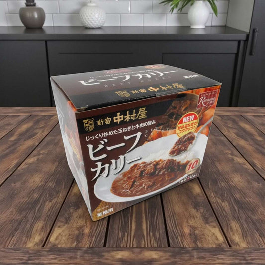 炒め玉ねぎの旨味とスパイス香る本格派！「新宿中村屋 ビーフカリー 200g×10袋」