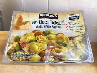 Kirkland Signature cheese tortelloni 680g×2 packs, rich Italian flavor, refrigerated food.