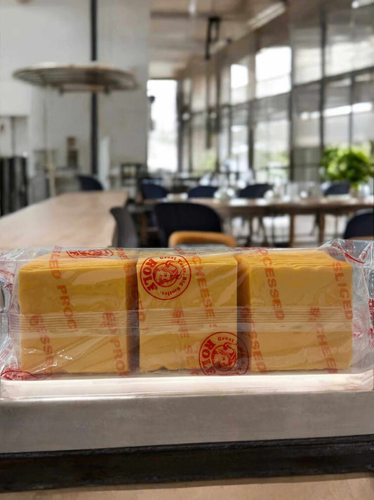 ROLF ロルフ cheddar cheese slices pack 1300g, 108 creamy yellow slices, refrigerated product
