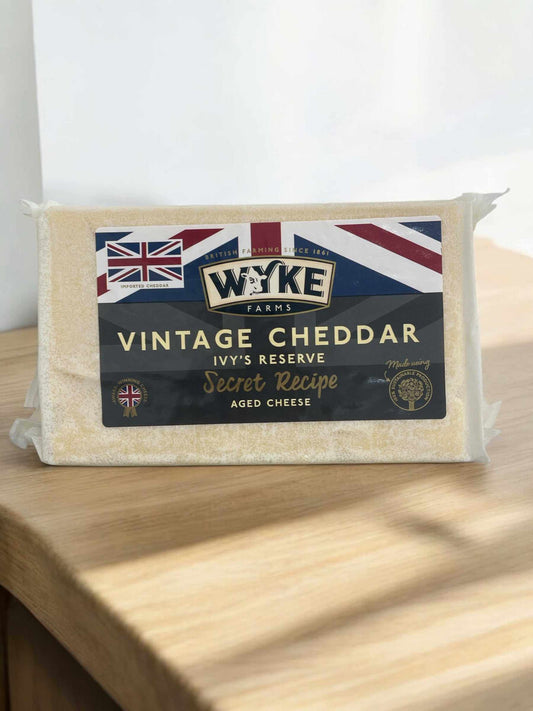 ワイクファームズ  ヴィンテージチェダーチーズ  500g  VINTAGE CHEDDAR  /  WYKE FARMS   イギリス産