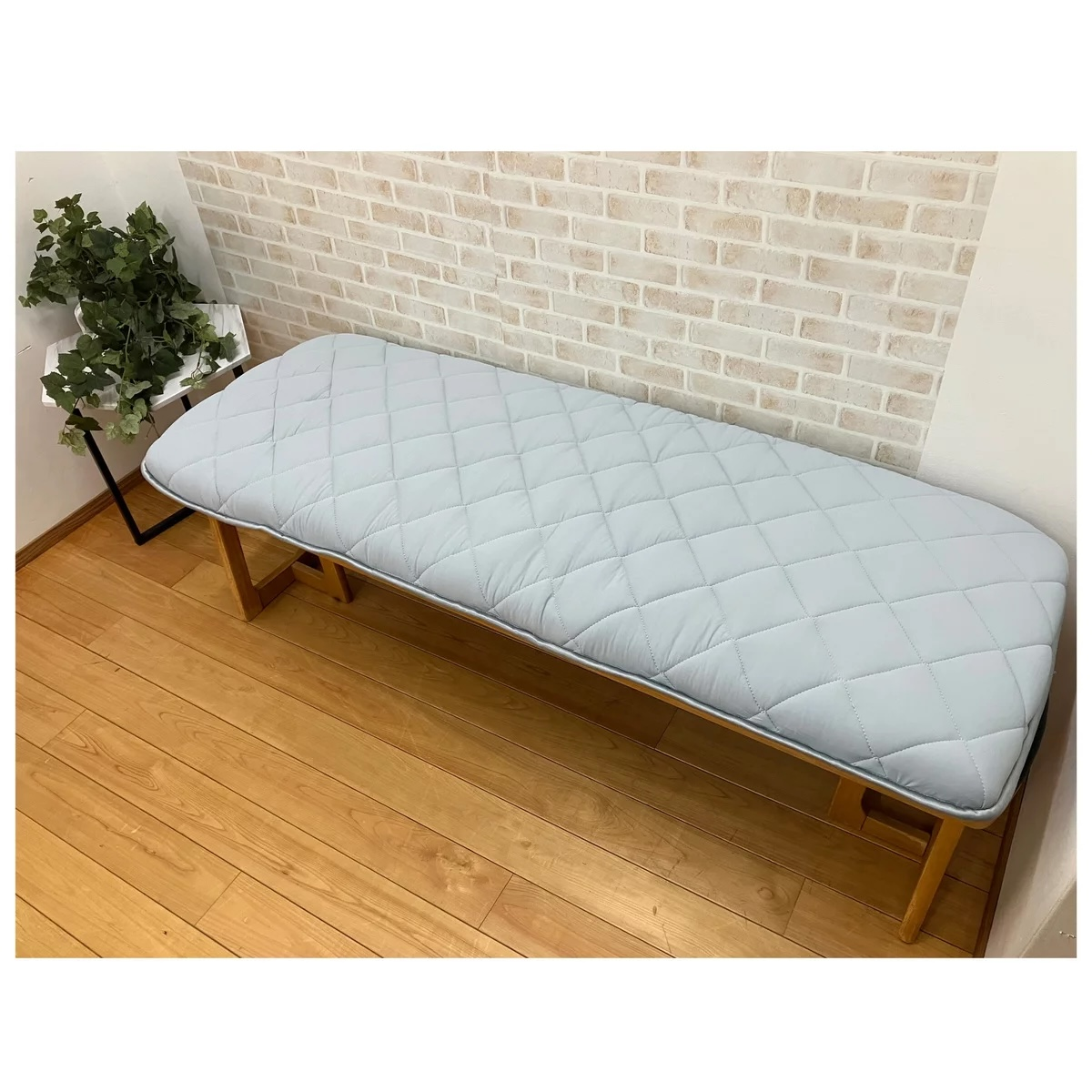 昭和西川 極厚ウレタン 冷感 長座布団 60 x 150cm　カラー  ライトグレー