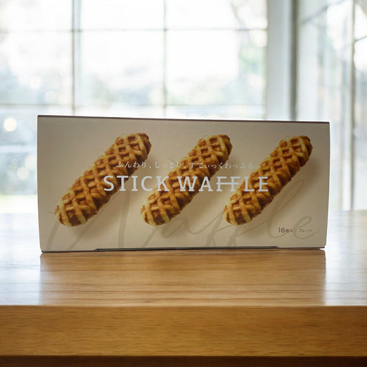 千年屋 ふんわり しっとり スティックワッフル 16個入りパッケージイメージ