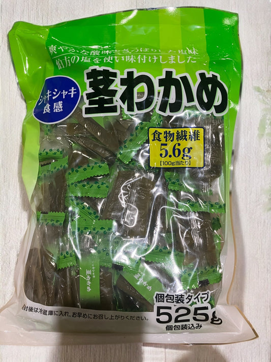 合食茎わかめ525gパック、低脂肪で食物繊維豊富なシャキシャキ食感。