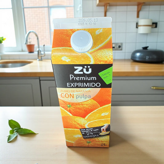 【冷蔵保存】Zu ストレート オレンジジュース パルプ 果肉 4%入り 2000ml 紙パック