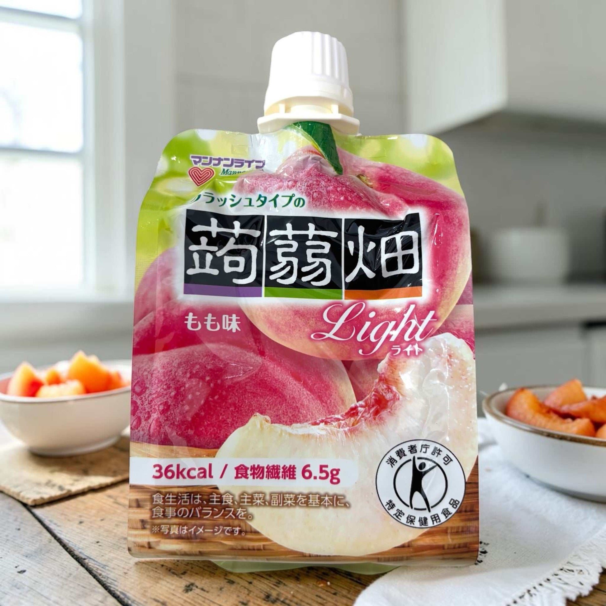 マンナンライフの蒟蒻畑ライトぶどうともも味12食セット