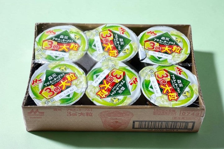 【冷蔵商品】森永乳業 アロエ＆ヨーグルト 3倍大粒 140g×12個
