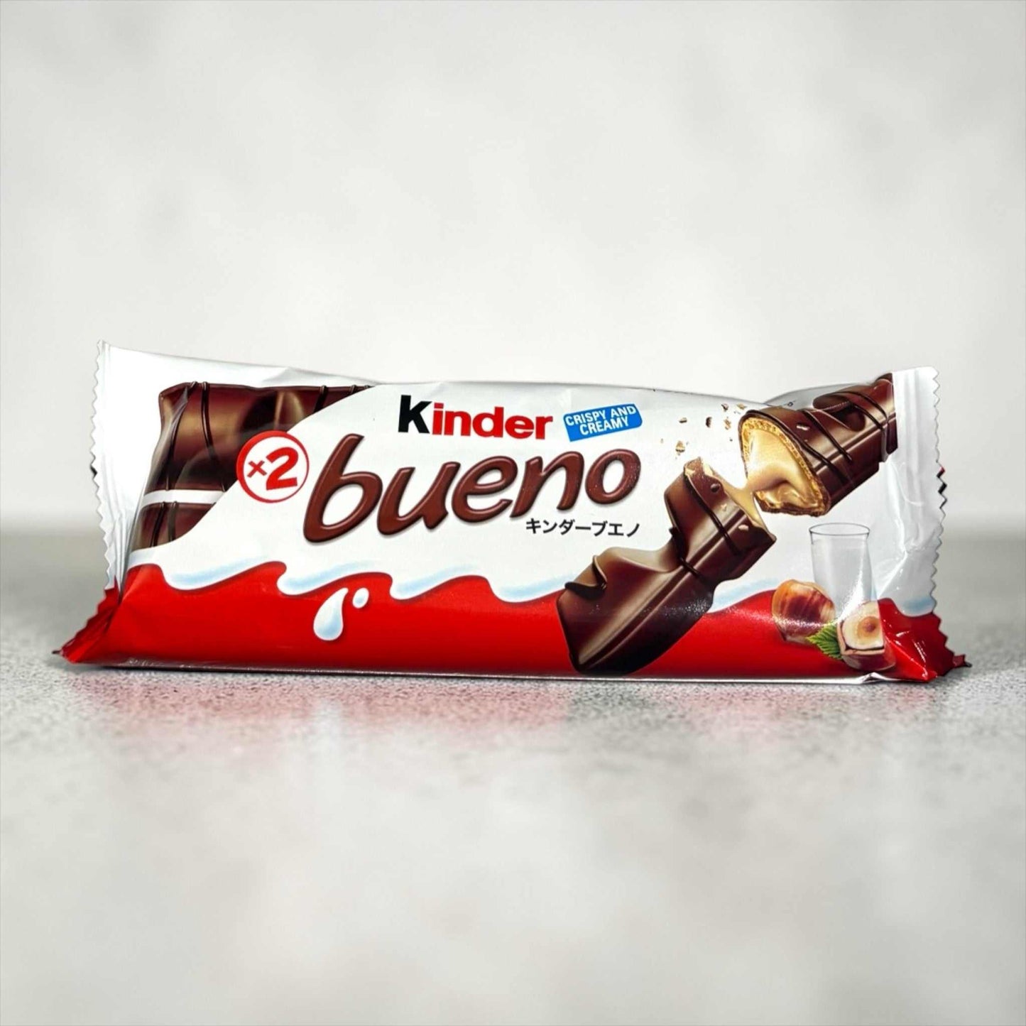 キンダーブエノの小分け包装チョコレートバー43g一本